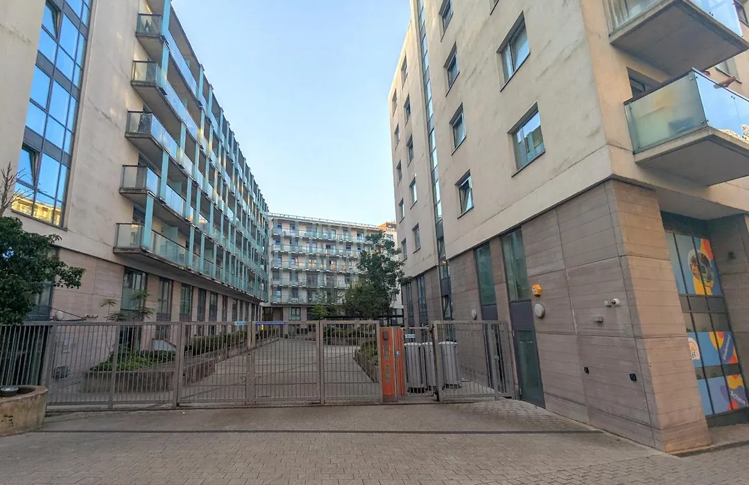 Cozy 2 Bed Flat Next To Wembley Stadium And Arena!-1