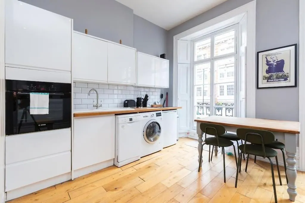 Luxury Camden Apartment E4-1