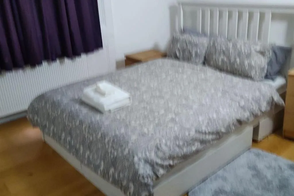 Two Bedroom Apartment In Paddington, London-1