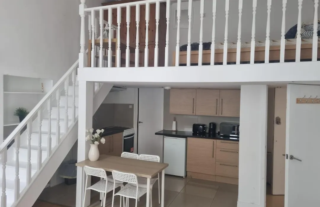 Duplex Flat By Hyde Park - 5-1