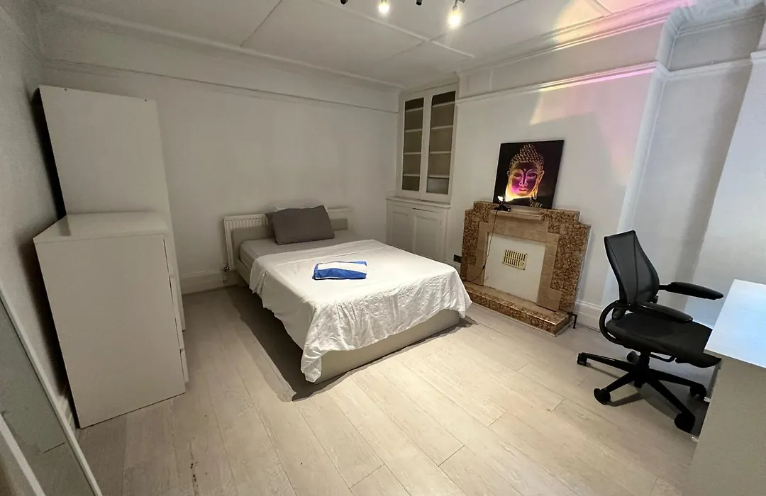 Locke & Quay Exclusive Rooms-1