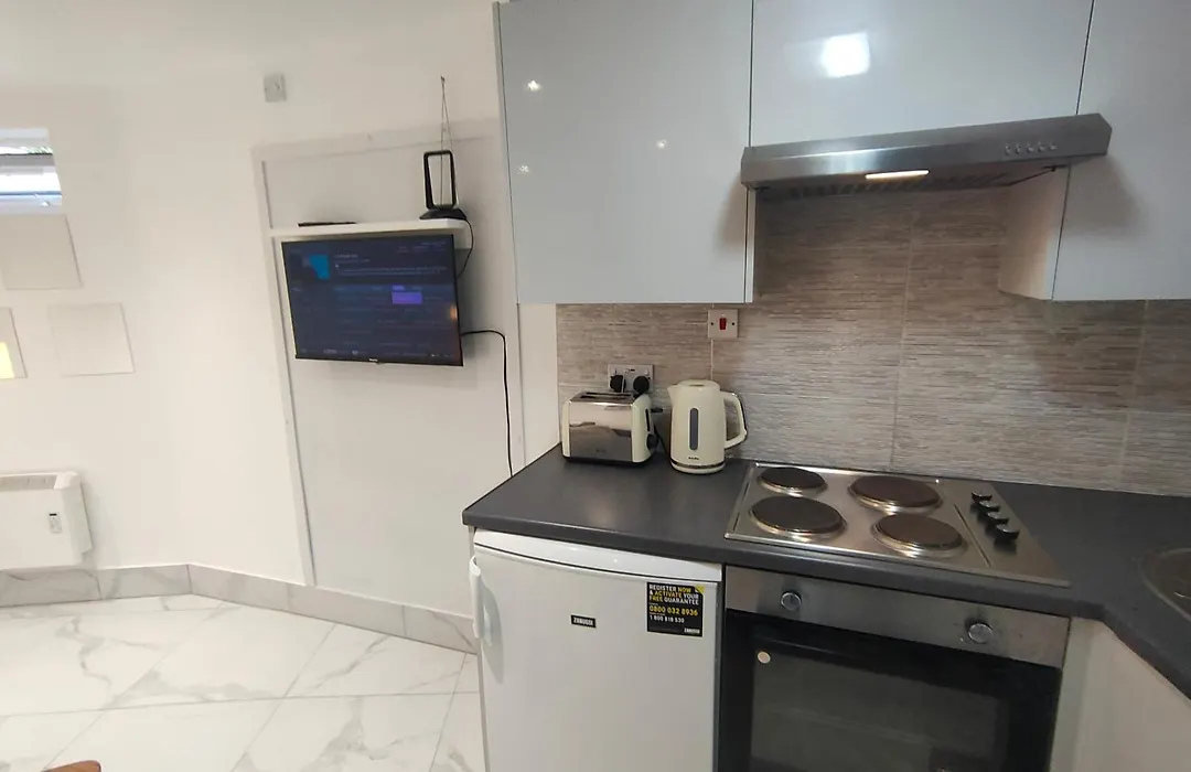 New Look Lux Studio In Central London-1