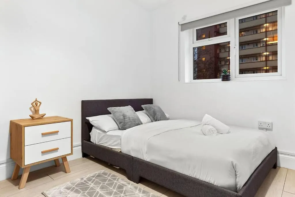 Holiday Home Near Kings Cross Sleep 12 Sp7-1