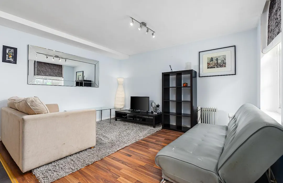 Aldgate Flats-1