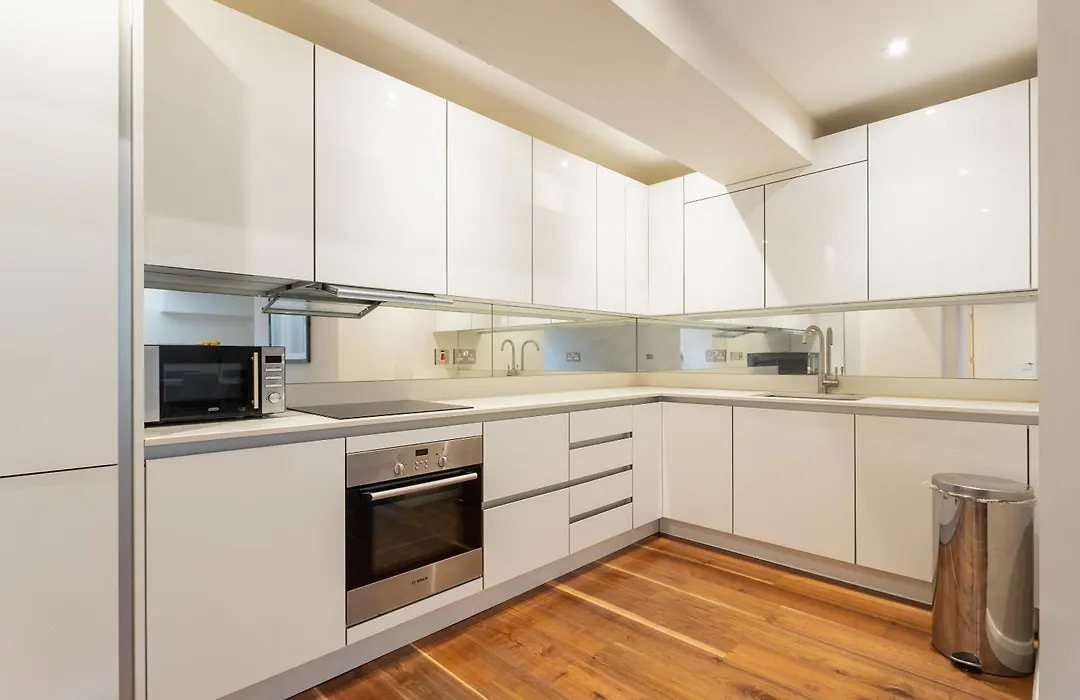 Luxury 2 Bedroom Flat In Holborn-1