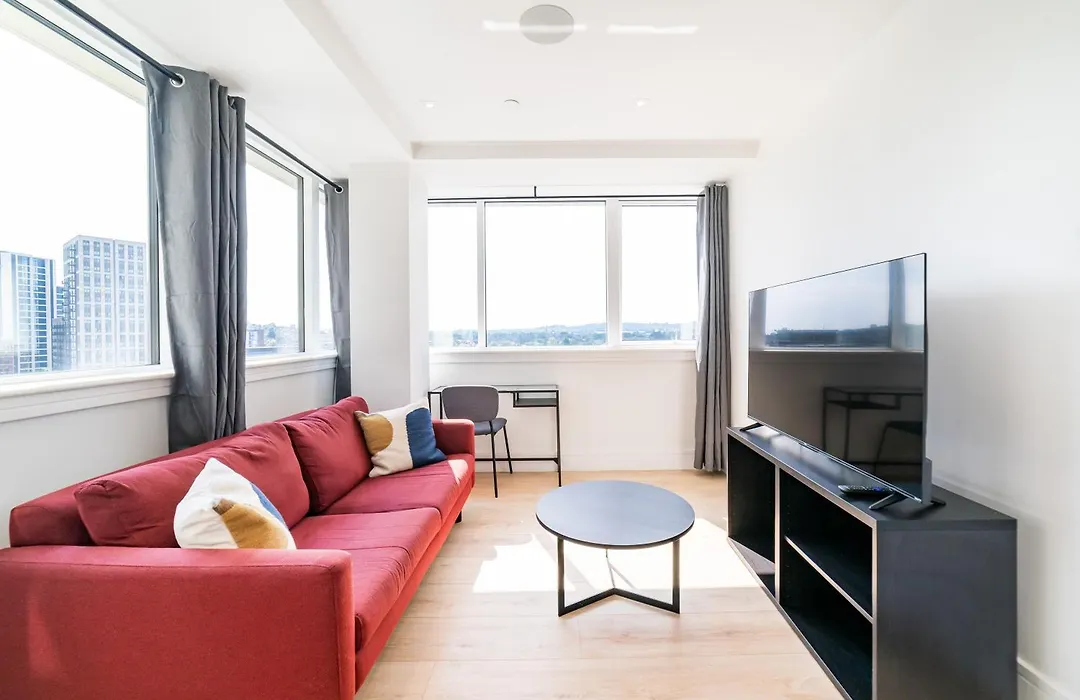 Stylish Retreats On Olympic Way-1