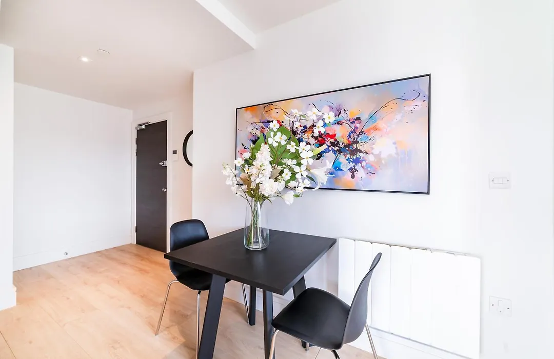 Stylish Retreats On Olympic Way-1