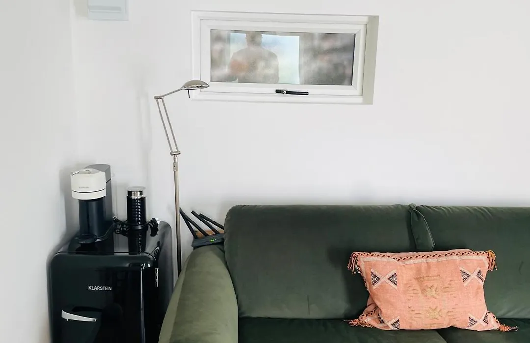 Modern Studio In Camden-1