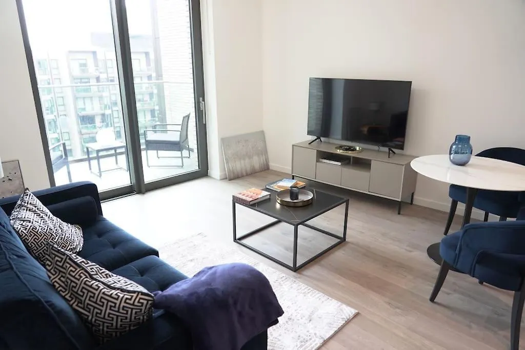 Luxury Apartment By Arts Hotels-1