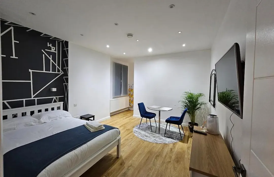 Cosy Apartment Alexandra Palace Haringey, London-1
