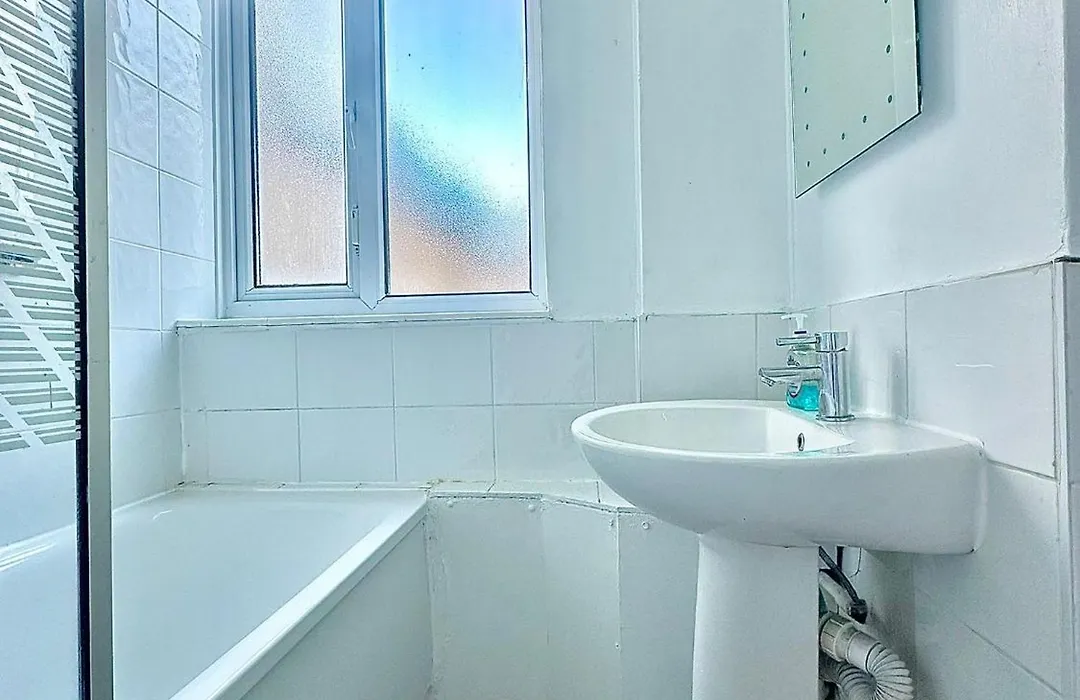 Stay In Edgware Road Apartment-1