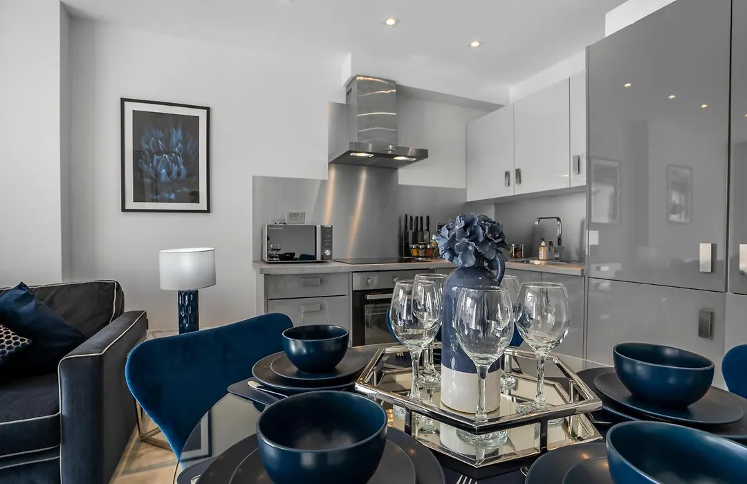 Stylish Apartments London Near Wembley Stadium-1