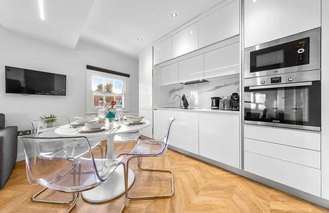 Stunning Hyde Park Apartments-1
