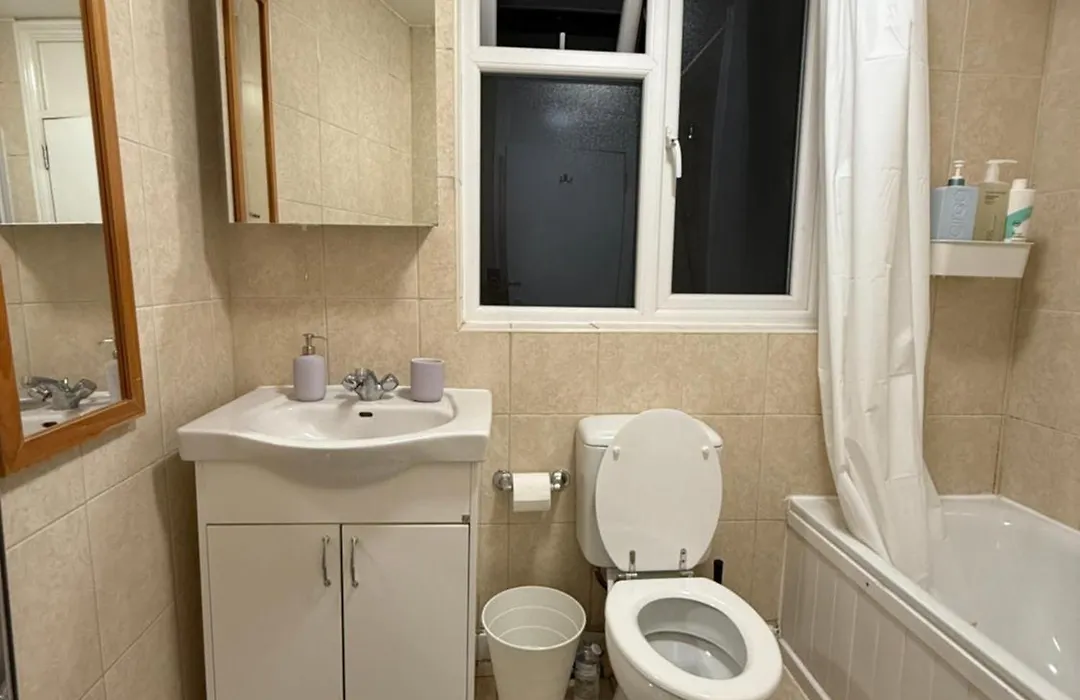 Affordable, Cozy And Beautiful Rooms In Hammersmith-1