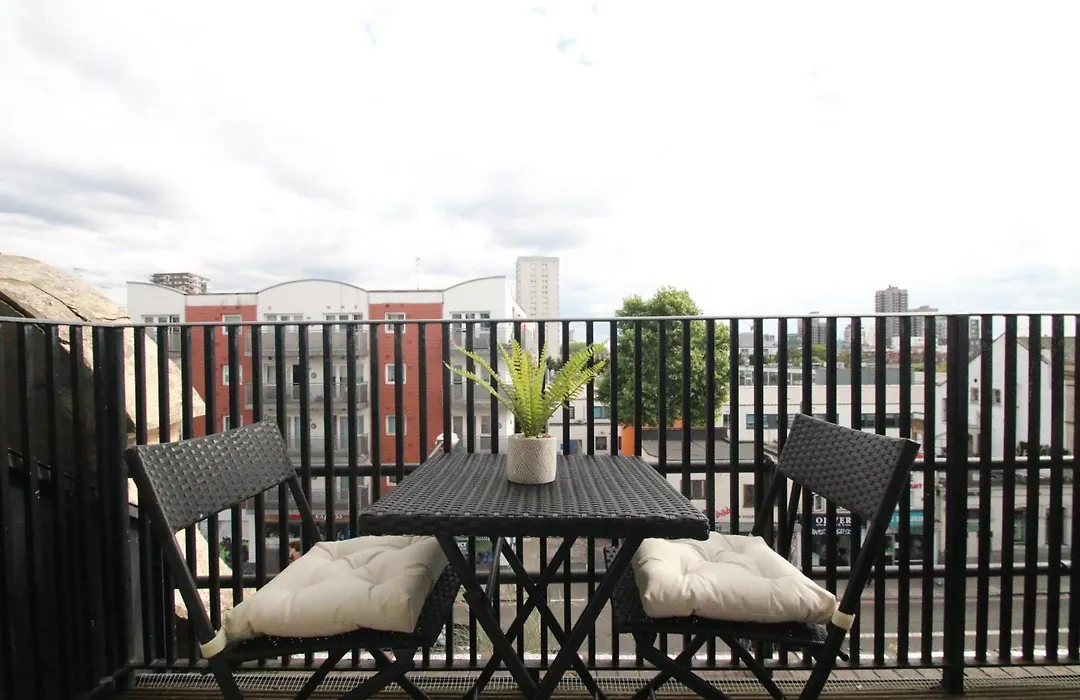 Ft6 Aldgate Apartments-1