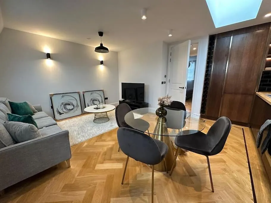 Flat 3 7A Lavender Hill-1