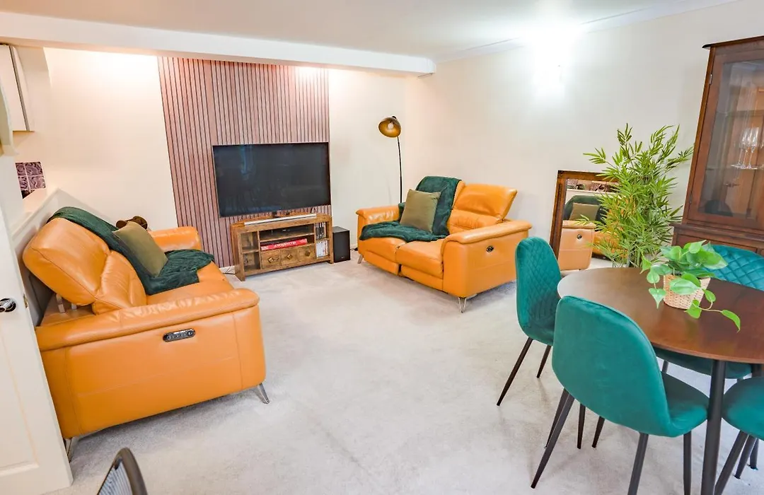 Notting Hill Cozy 2 Bedroom Flat-1