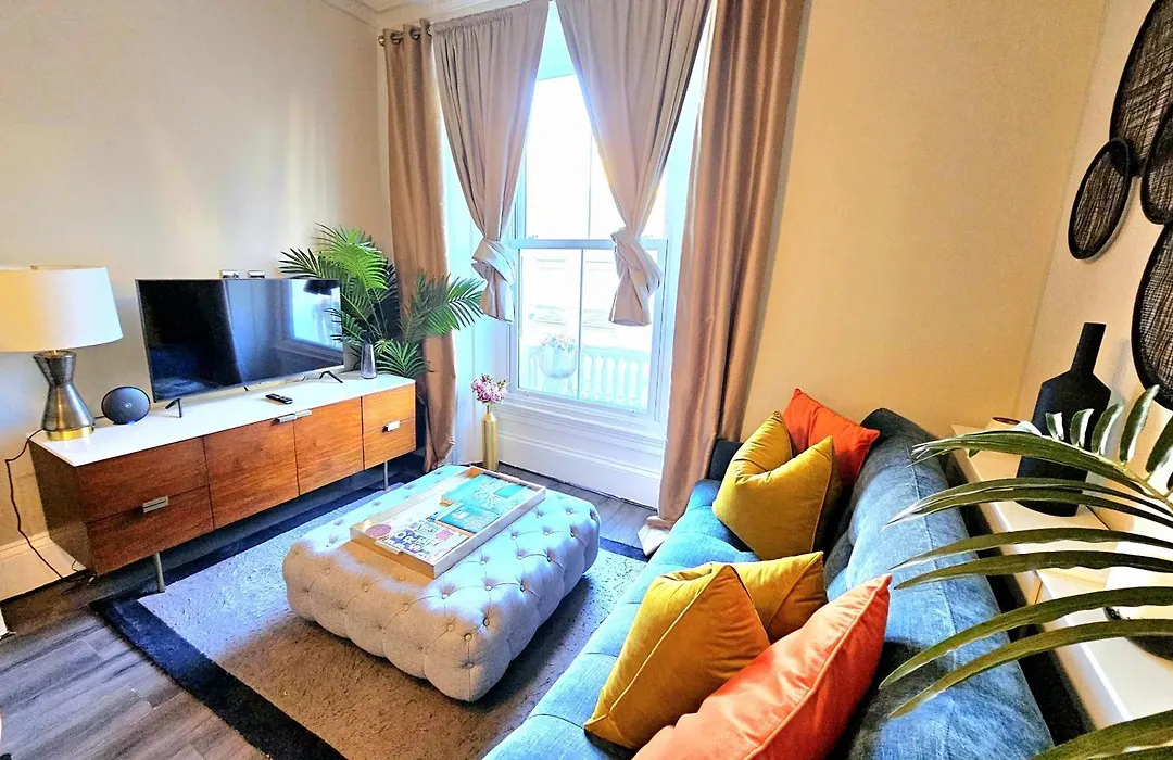 Stylish & Cosy Hyde Park Home By Tube Metro Stations With Elevator - Lift-1