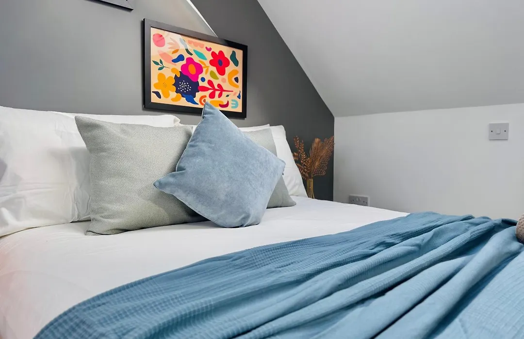 Bright Studio Loft 30Min To Central London-1