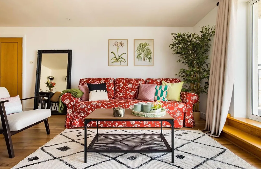 Wild Roses Service Apartments - East India-1