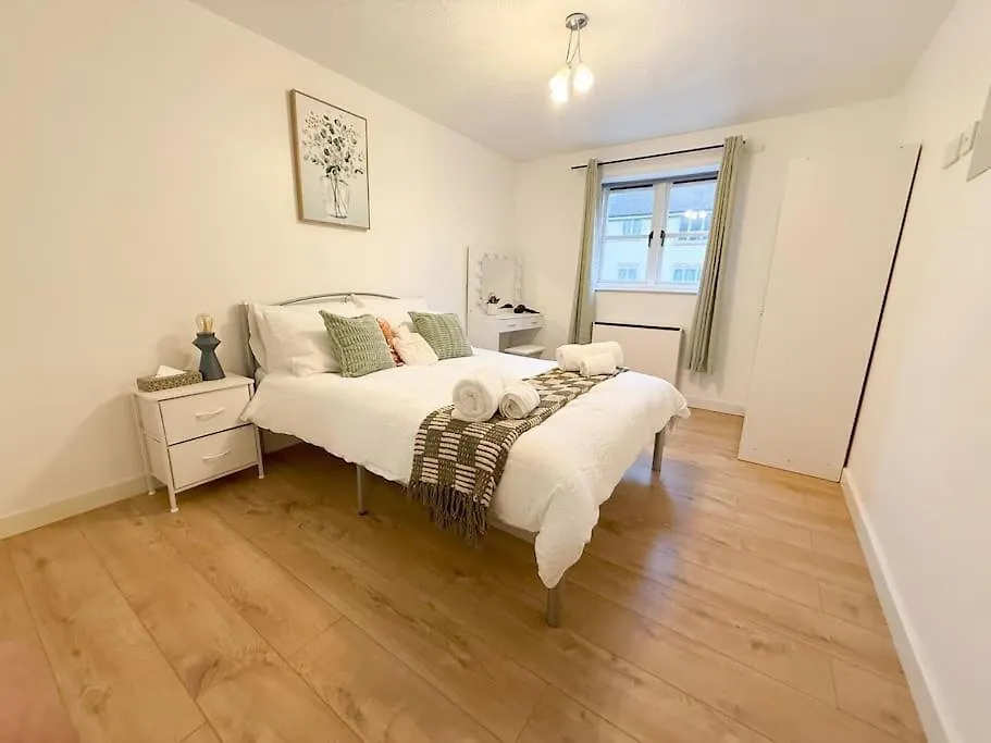 Cosy & Modern Flat In Islington- 15 Minute Walk From Emirates Stadium-1