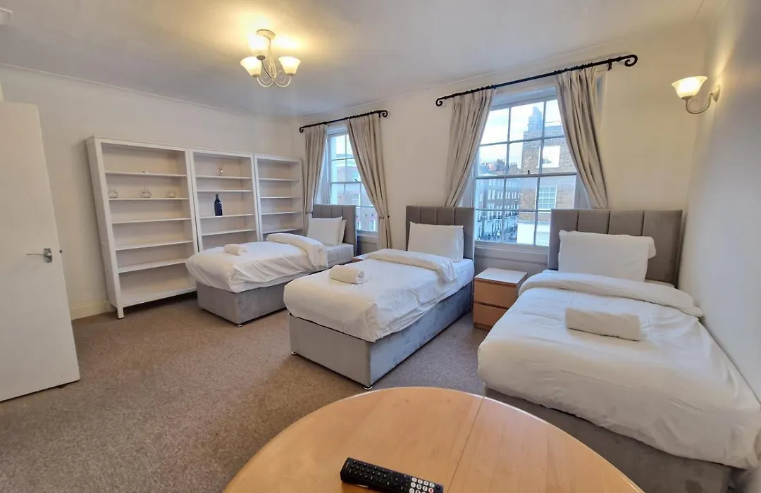 Baker Street Apartments-1