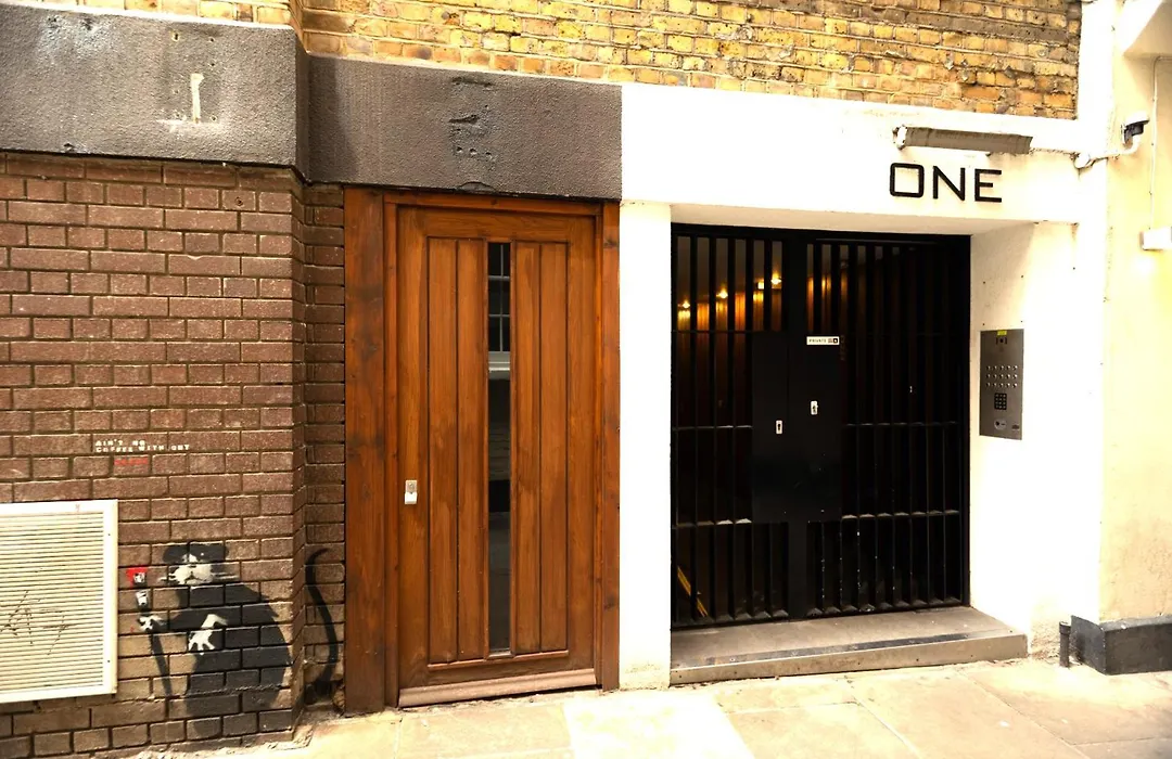 Modern Serviced Apartments 2 Minutes From Monument Tube Station-1