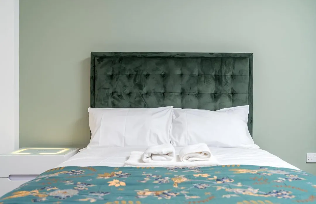 Stunning 3 Bedroom Flat, With Parking, Sleeps Six, Near Greenwich Park-1