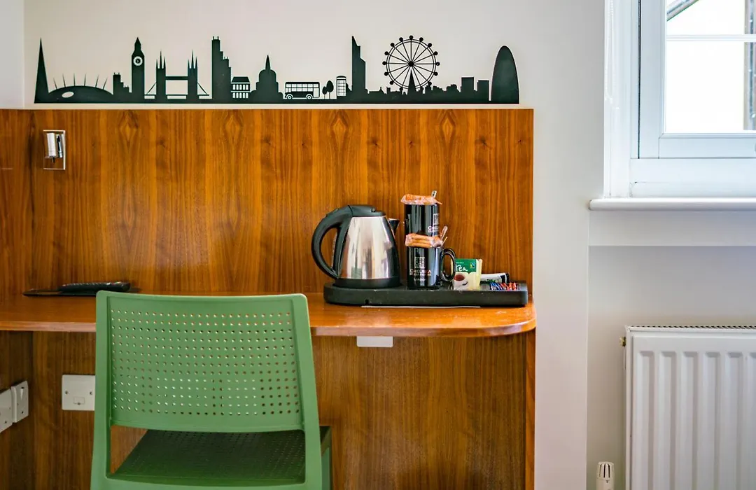 Chelsea Guest House-1