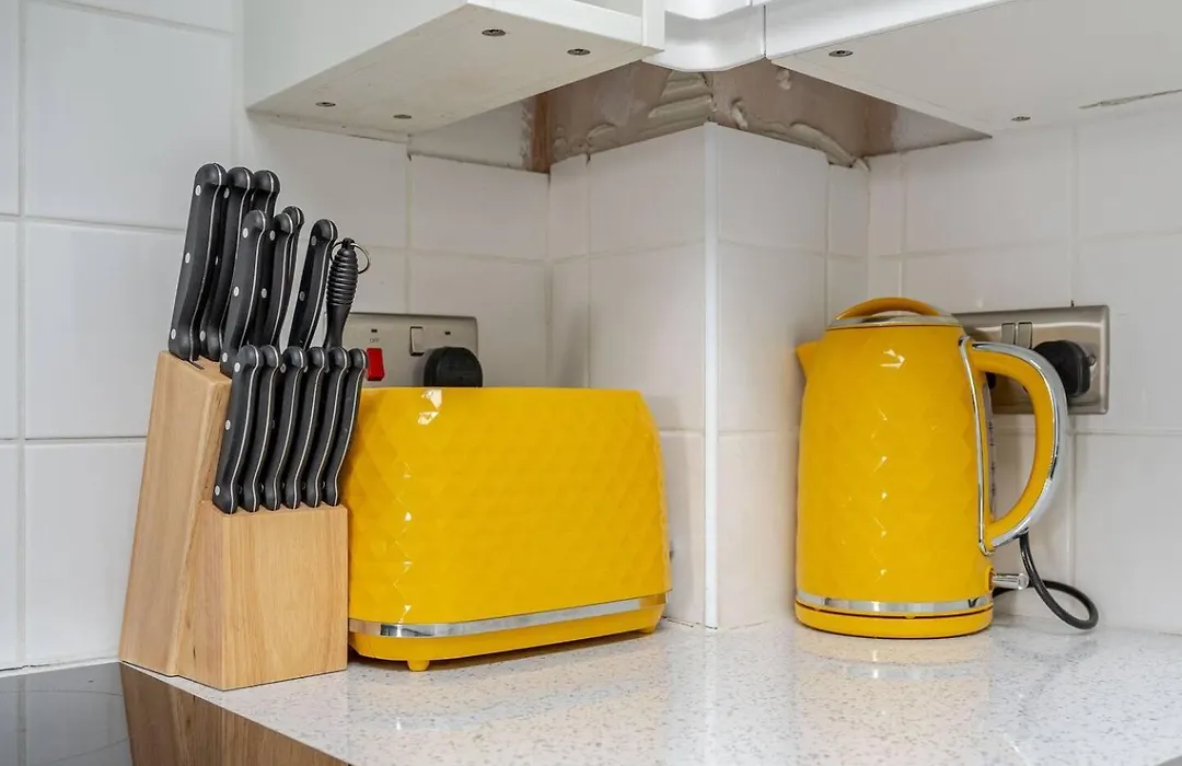 Beautiful Flat Near Central London - Entire Flat - Equipped Kitchen - Private Bathroom-1