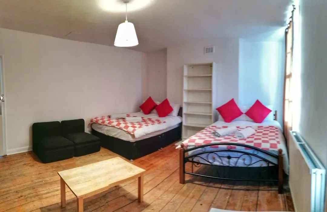 5 Bedrooms House In King'S Cross-1