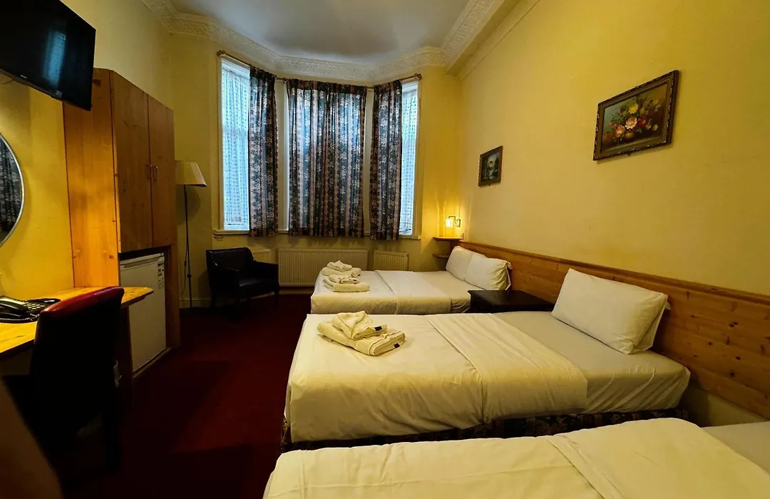Bridge Park Hotel-1
