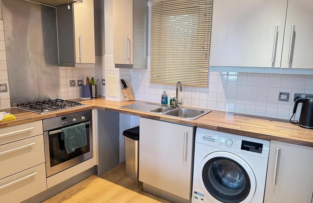 London Luxury Holiday Home B-1