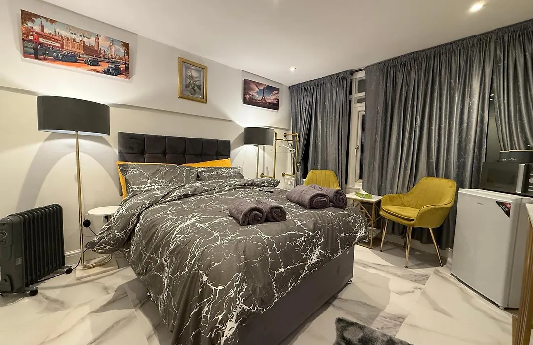 Luxury Studio In Victoria, 7 Minutes Walk To Victoria Station, Room 4-1