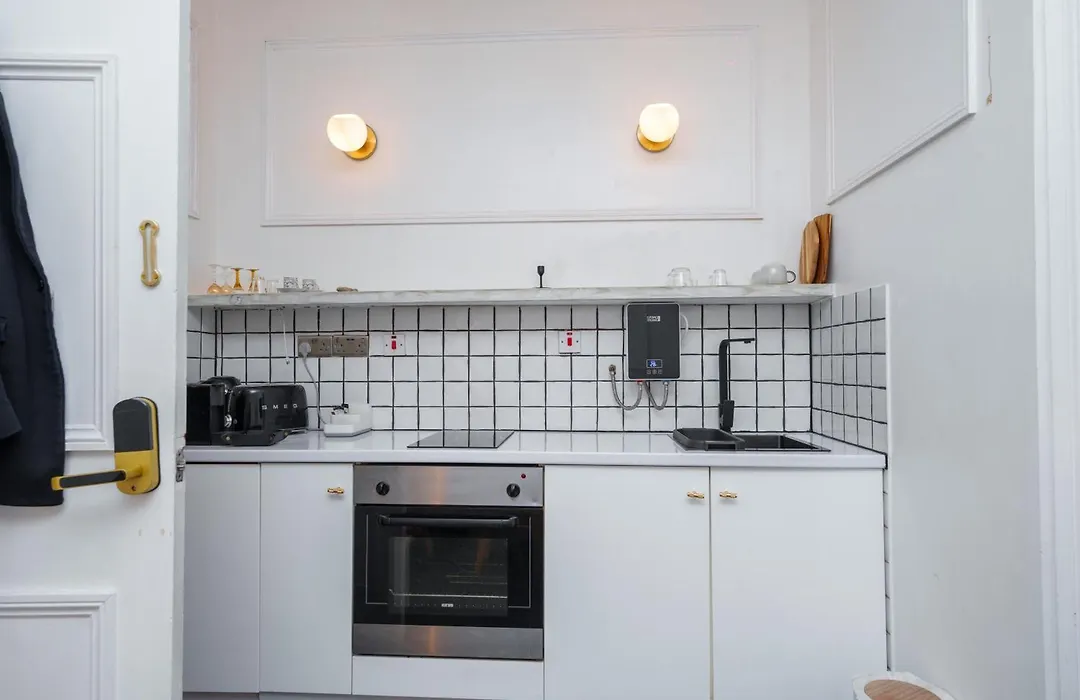 Studio In Central London-1
