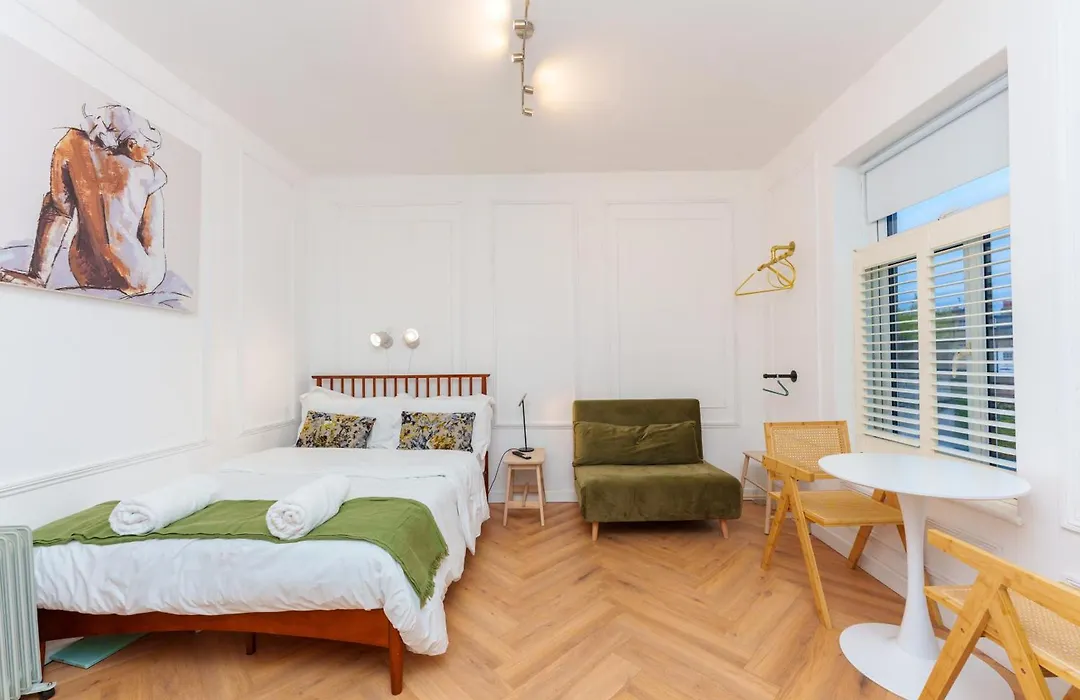 Studio In Central London-1