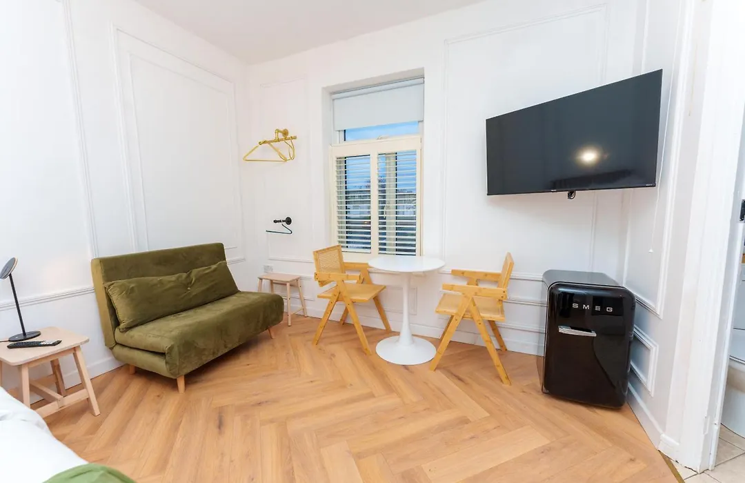 Studio in central London-1