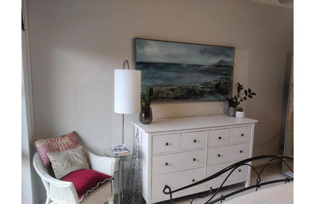 Fantastic Modern 1 Bedroom Flat In Lambeth-1