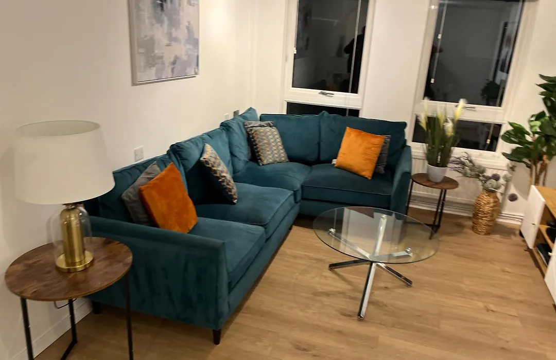 Apartment Facing Covent Garden Station-1