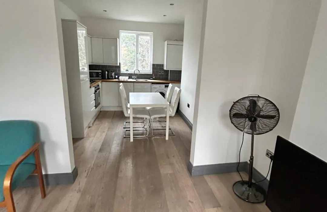 Nky Classic Brixton Apartment Three-1