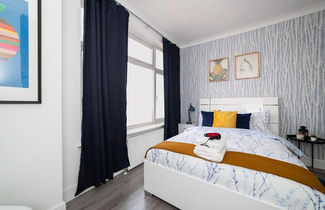 Diana Hotel Near Wembley Self Serviced Apartments-1