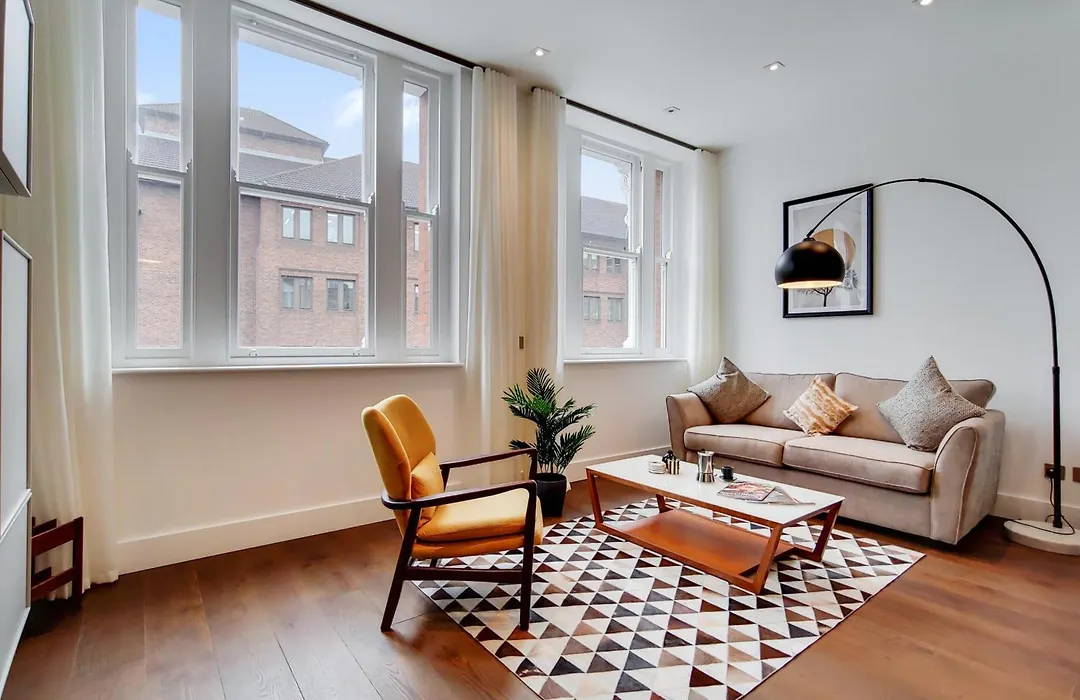 The Borough Collection Near London Bridge And Borough Market - By Short Stories London-1