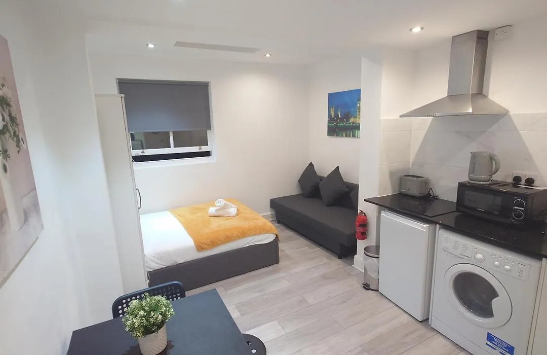 Comfort Camden Studio Apartments-1