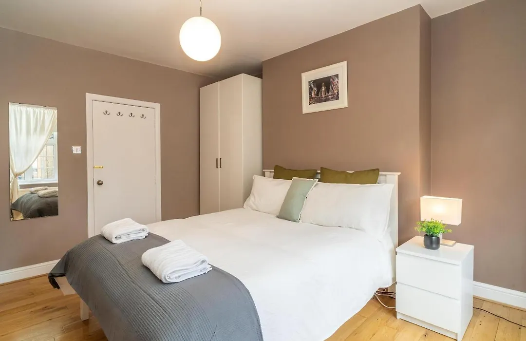 Location! 2 Bed/2Bath - Pro Host-1