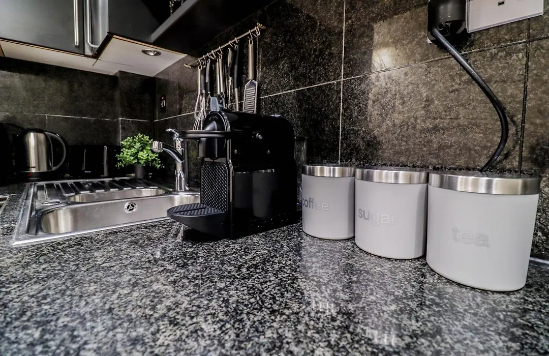 Spacious 4-Bed In St.John'S Wood-1