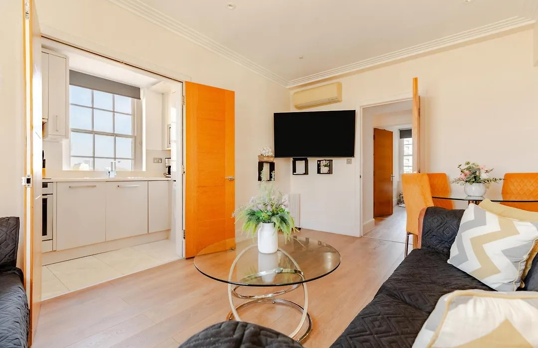 Central Apartments Near Marble Arch-1