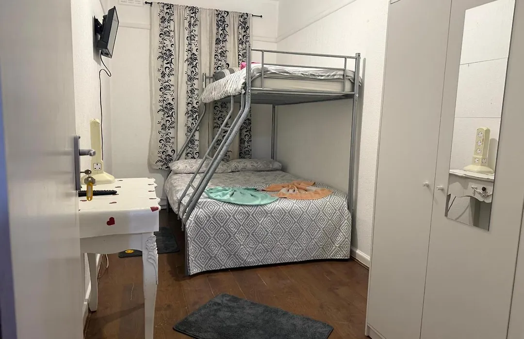 Britannia Stay Stockwell - 13 Min To Oxford Circus - 2Min To Stockwell Station-1