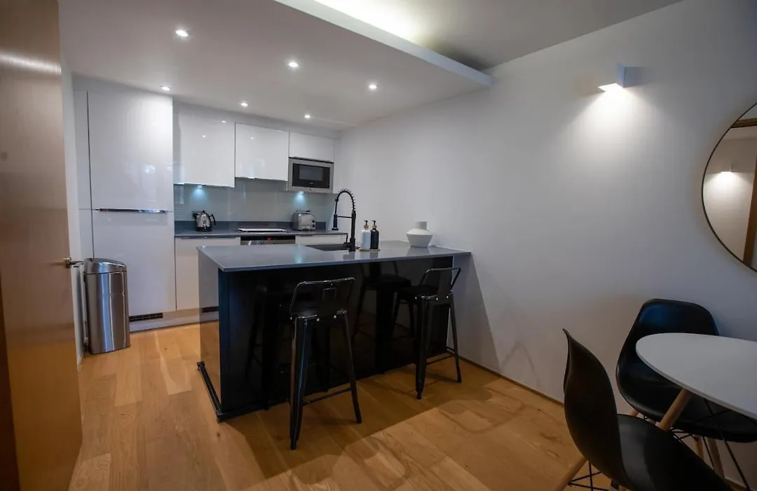 Luxury London Apartment-1