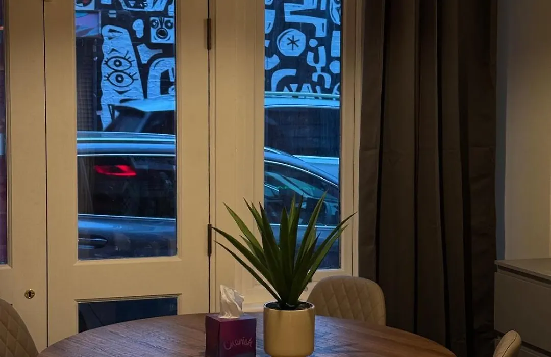 Apt In Bricklane Elaris40-1