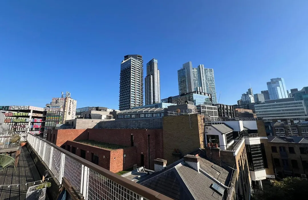 Shoreditch Rooftop Suites-1